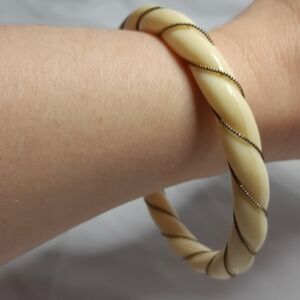 Ivory Bangle Bracelet